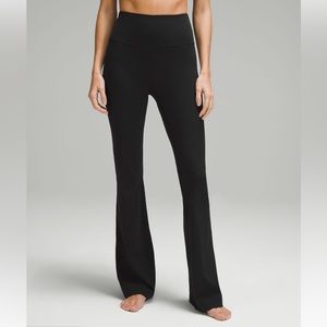 Lululemon Groove Super High Rise Flare Pant Nulu Regular, Like New! Black, Sz 2